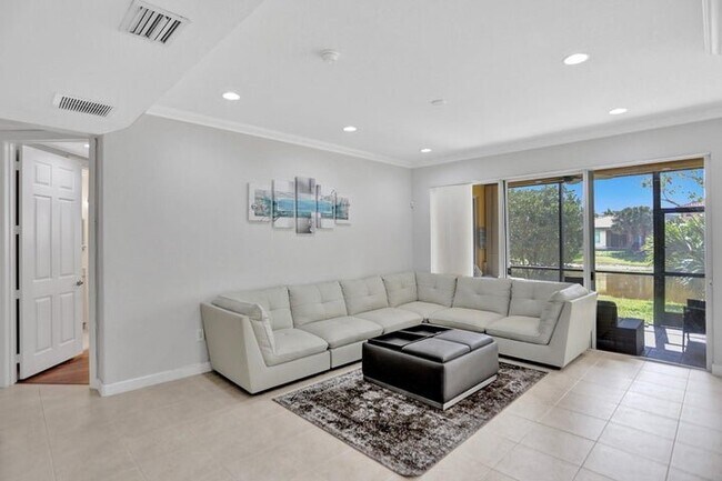 Foto del edificio - 8246 NW 127th Ln