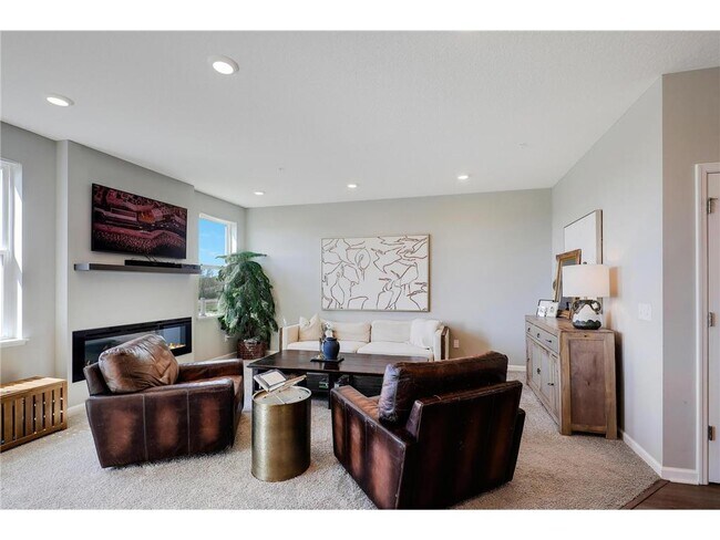 Foto del edificio - 6743 Bluestem Wy