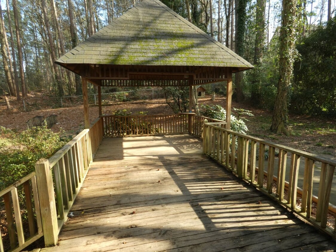 Building Photo - Home for rent in Birmingham just off Crest...