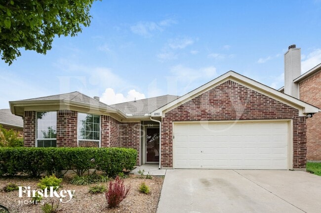 Building Photo - 10901 Braemoor Dr