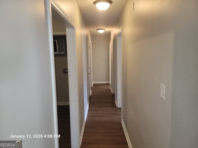 Building Photo - 2872 Antioch Rd