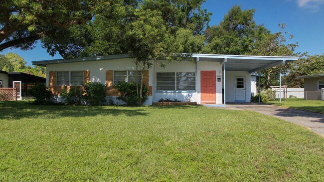 Building Photo - 3124 Jan Dr