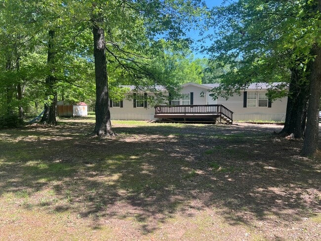 Foto del edificio - 7873 W Lakeshore Dr