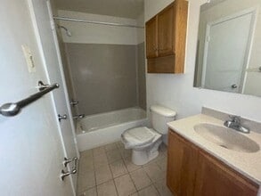 Interior Photo - Summit Hills