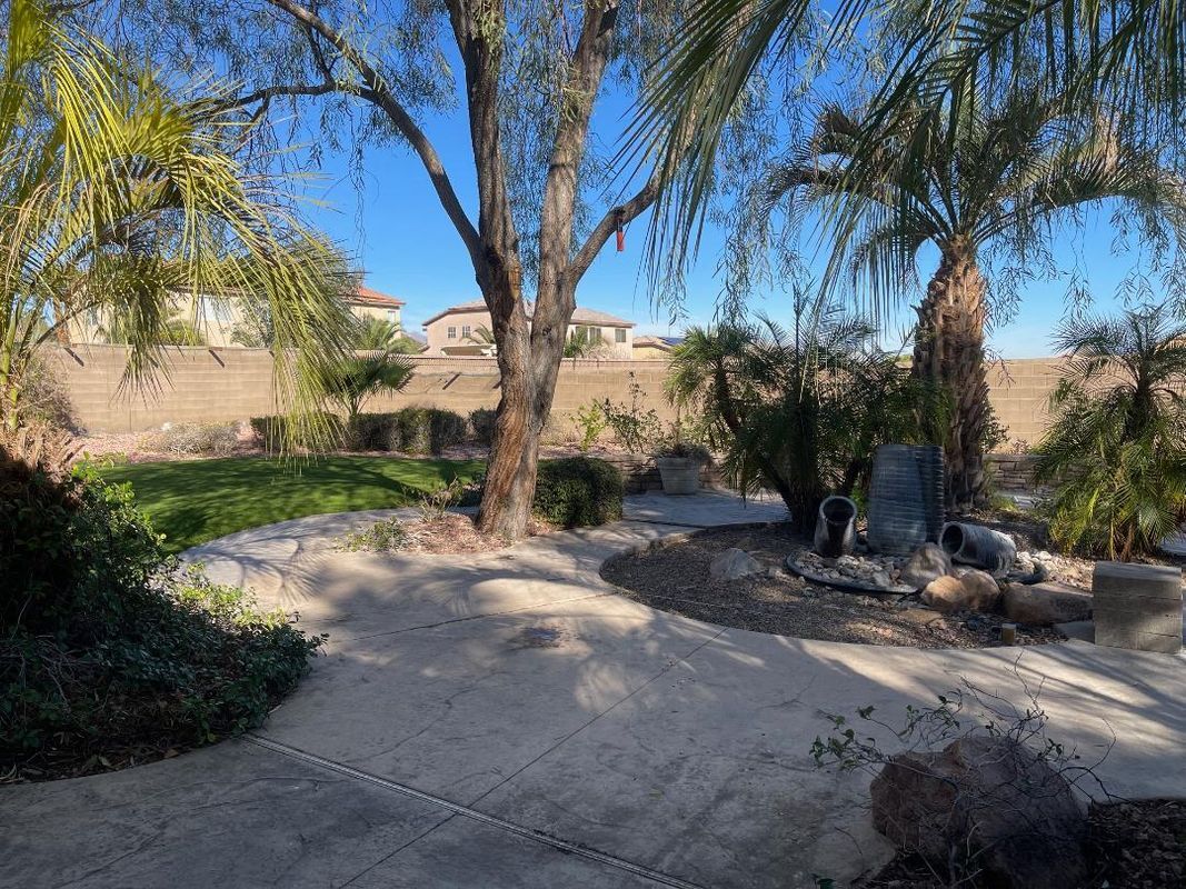 Building Photo - 7392 Shady Breeze Ct