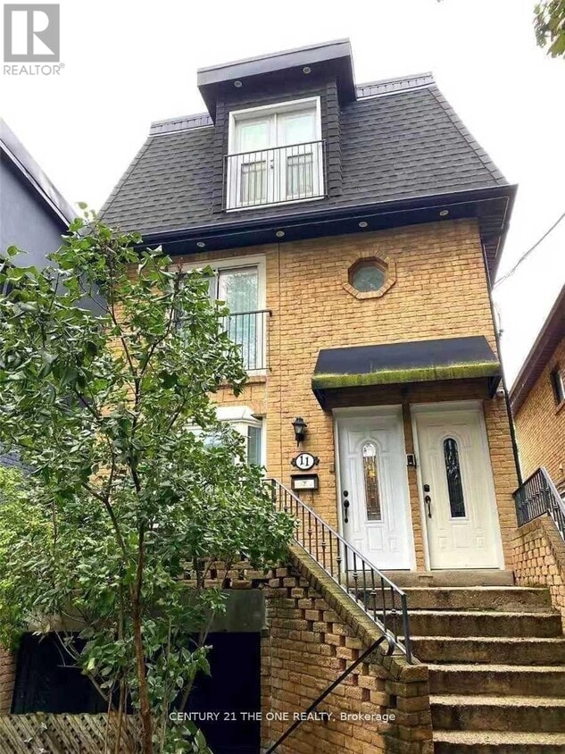 Primary Photo - 11 Grant St