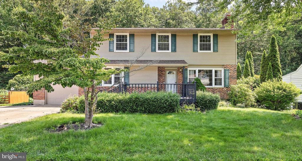 Primary Photo - 13 Sturbridge Dr