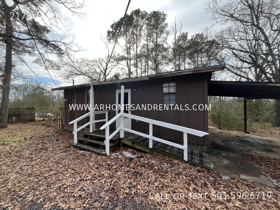 Foto principal - 217 Taylor Rd