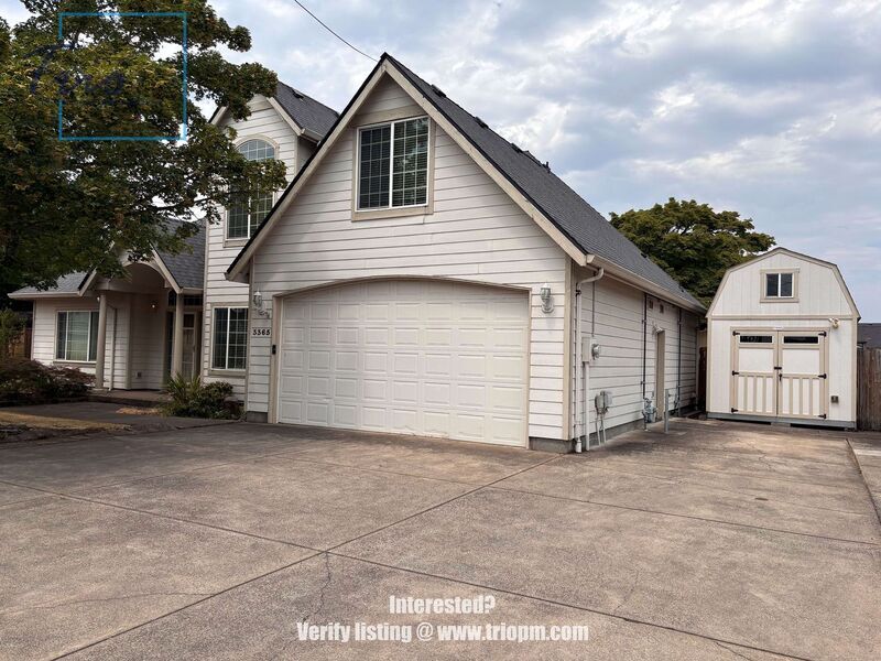 Photo - 3365 Gilham Road