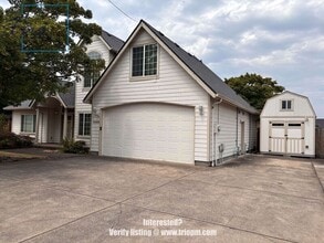 Building Photo - 3365 Gilham Rd