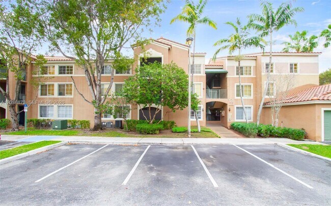 Building Photo - 4824 N State Rd 7
