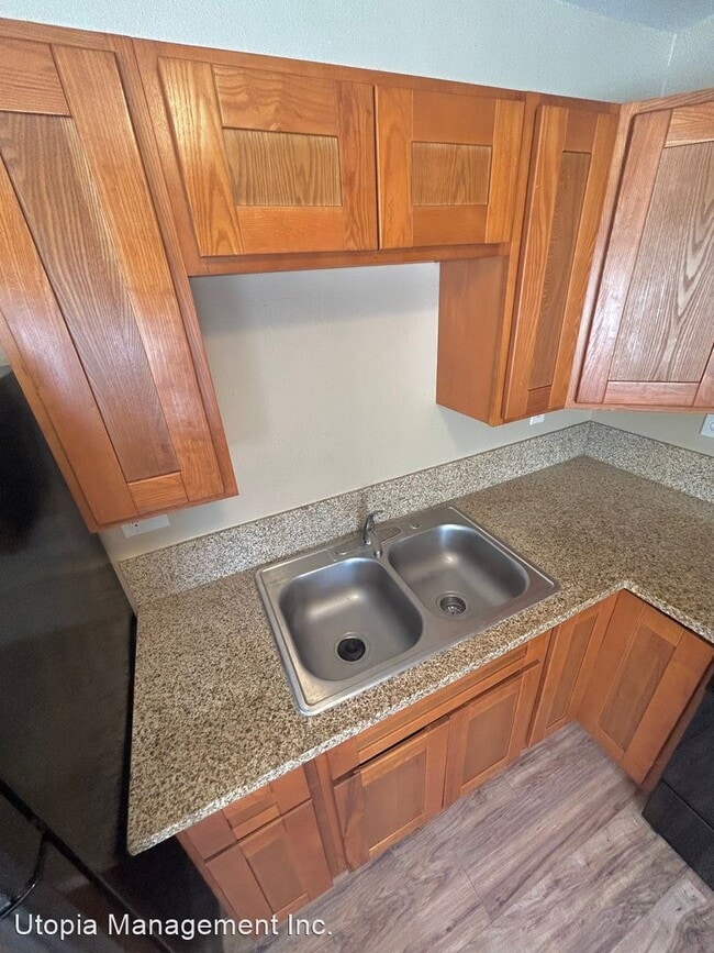 Foto del edificio - 2 br, 1 bath House - 325 Kelly Ct.  Unit 325