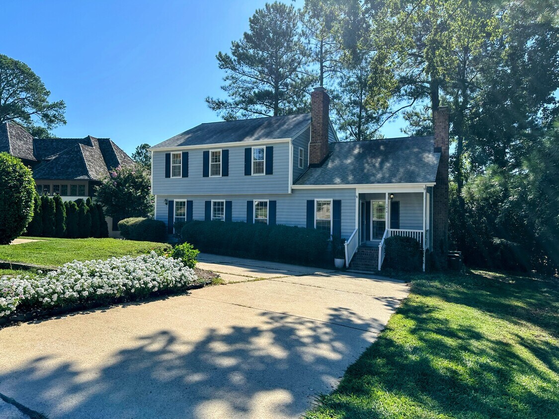 Foto principal - 3414 Bellevue Rd