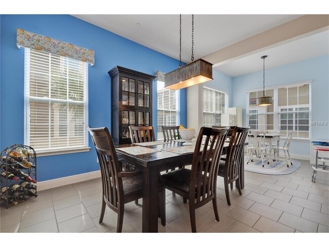 Building Photo - 552 Lobelia Dr