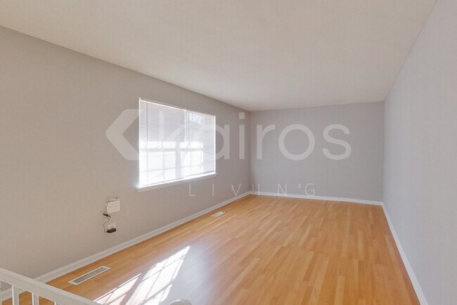 Foto del edificio - 1945 Croydon Cir