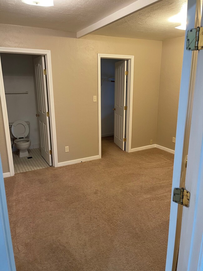 master - 21744 Almaden Rd