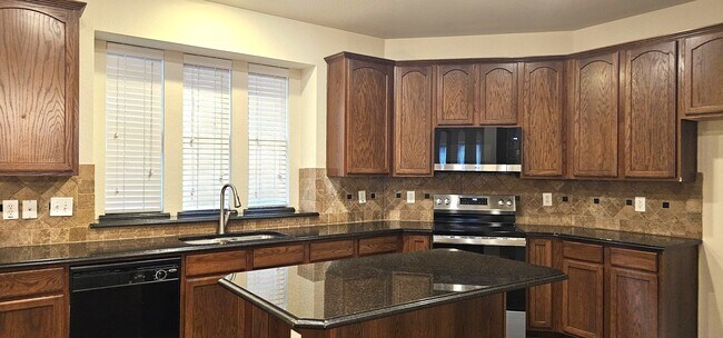 Foto del edificio - 1117 Caudle Ln