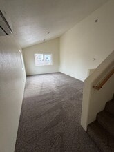 Building Photo - 348 Old Fort Rd