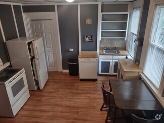 Building Photo - 2719 Larkins Way