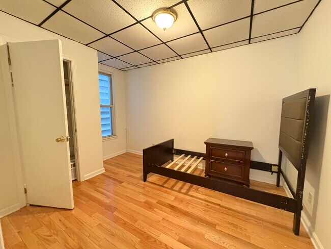 Foto del edificio - 211 Clinton Ave