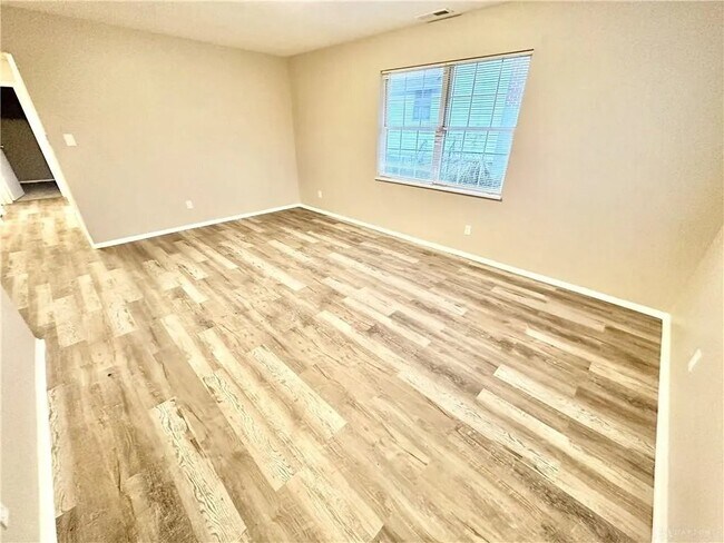 Foto del edificio - 309 Bridge St