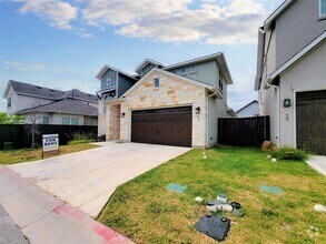 Building Photo - 601 C-Bar Ranch Trl