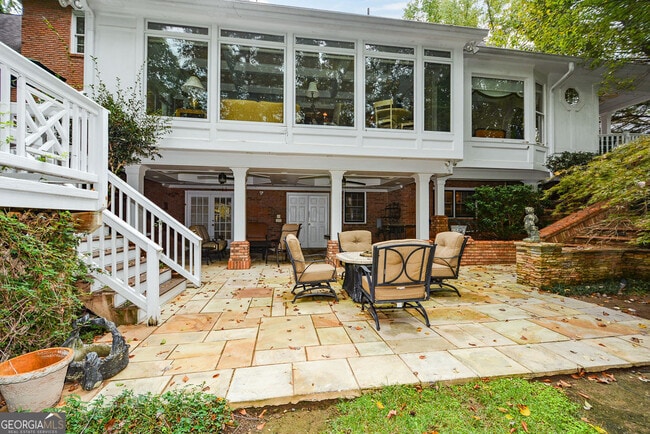Building Photo - 1640 Lazy River Ln