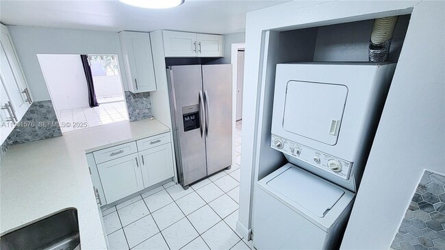 Foto del edificio - 10090 NW 80th Ct