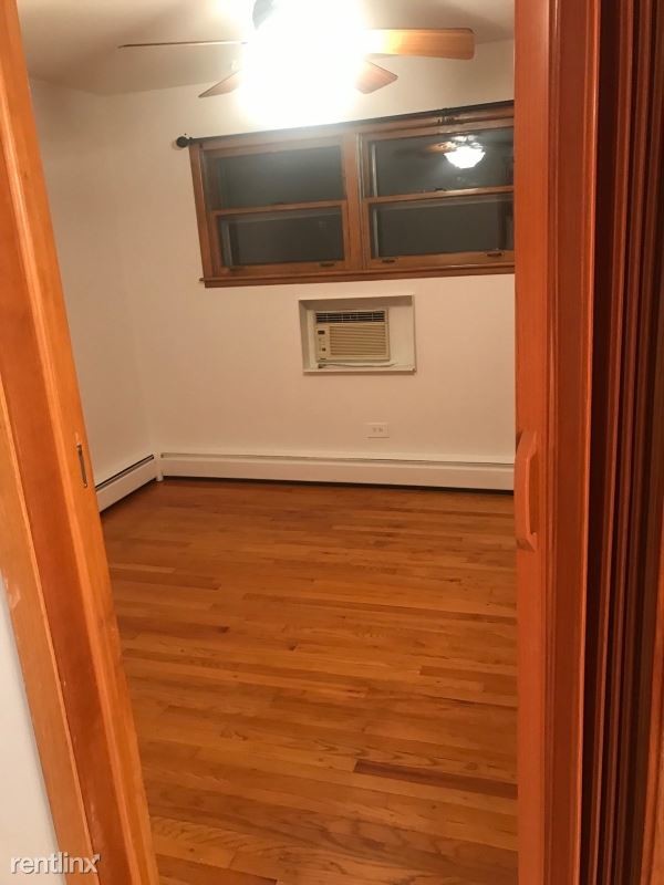 Building Photo - 21 N King Arthur Ct
