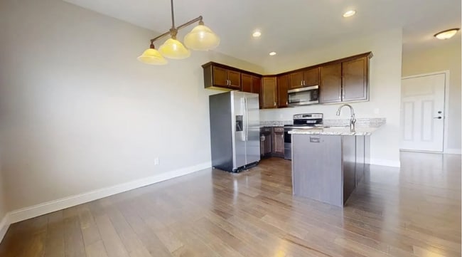 Building Photo - 754 Sedgegrass Dr