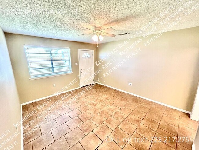 Foto del edificio - 5277 Choctaw Rd