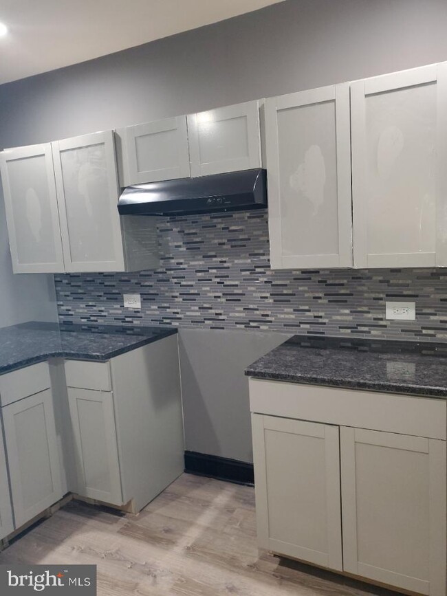 Foto del edificio - 3412 Emerald St