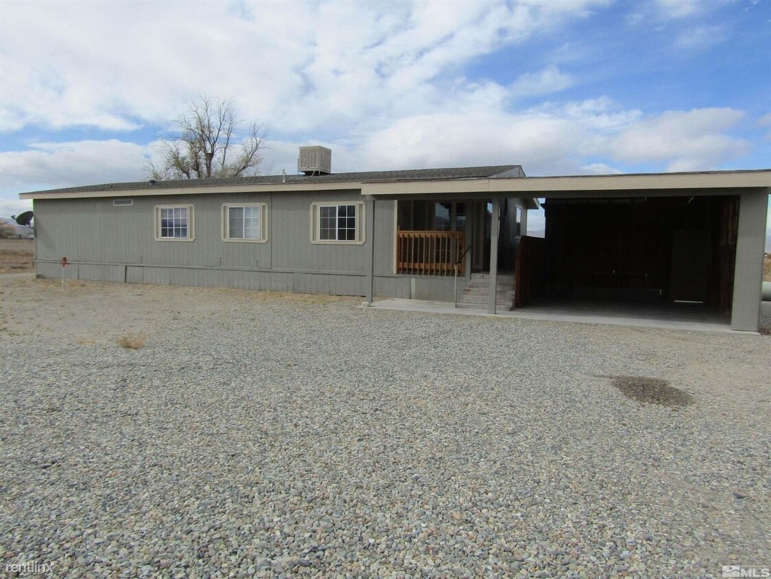 Foto principal - 3 br, 2 bath House - 1 Spence Ln