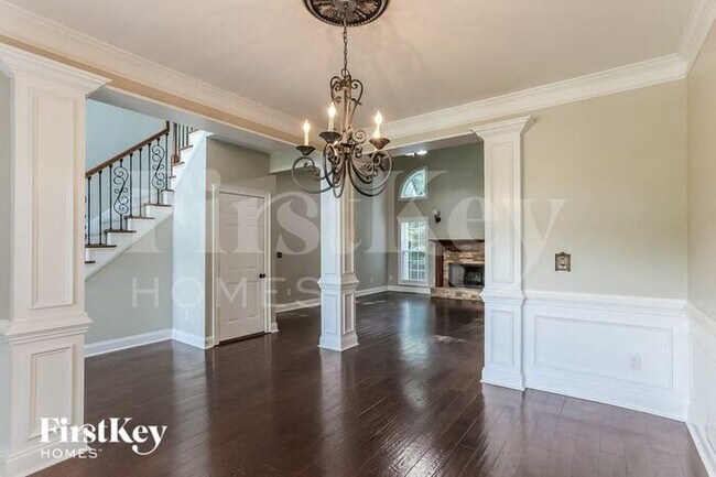 Building Photo - 785 Somersby Drive