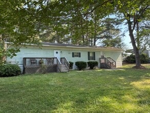 Building Photo - 3909 Branch Park Dr