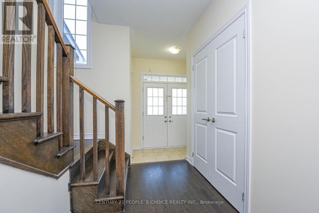 Building Photo - 18 Cohoe St