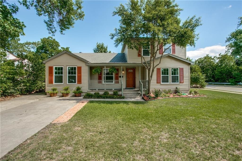 Primary Photo - 905 Ashwood Dr