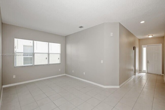 Foto del edificio - 436 NE 20th Terrace
