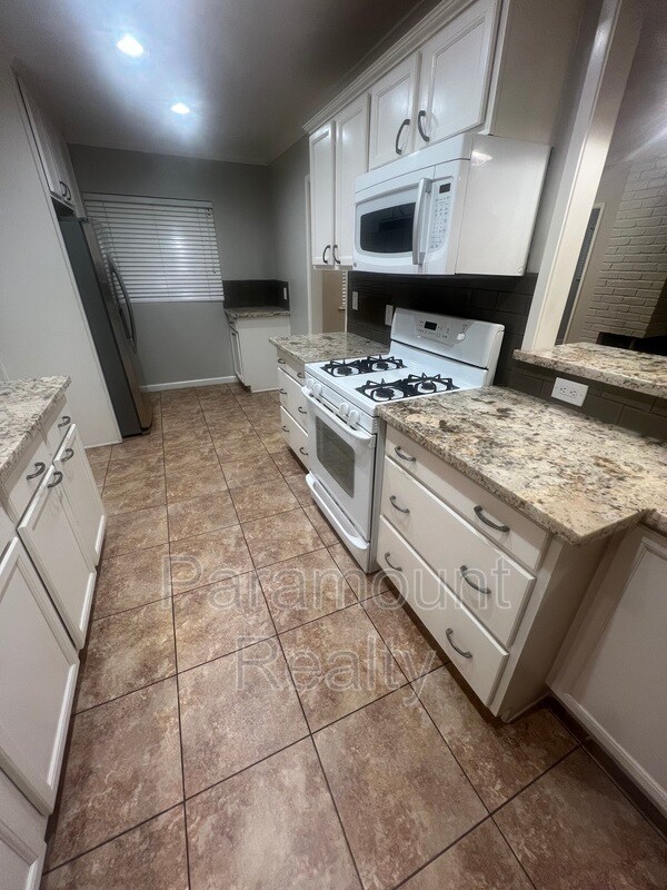 Building Photo - 3131 Mt Diablo St