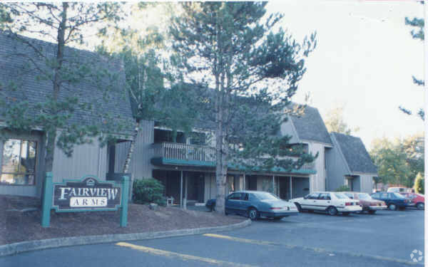 Building Photo - Fairview Arms