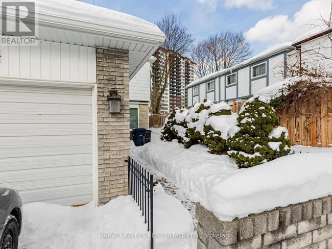 Photo du bâtiment - 19 Coach Liteway