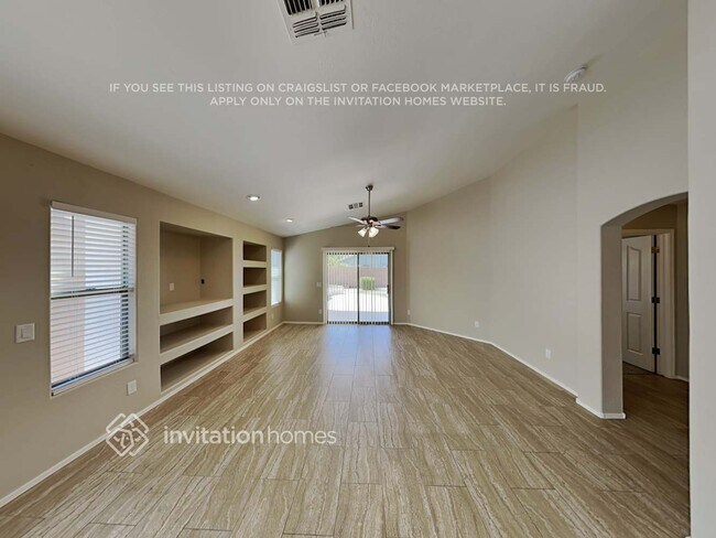 Foto del edificio - 35390 N Gurnsey Trail