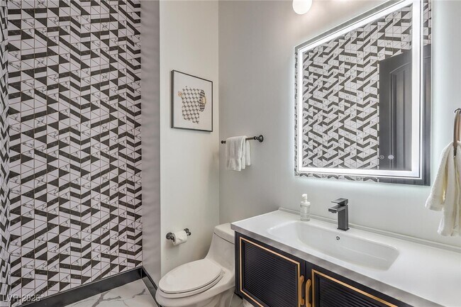 Foto del edificio - 282 E Maulding Ave