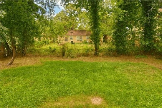 Building Photo - 8306 Flintridge Dr