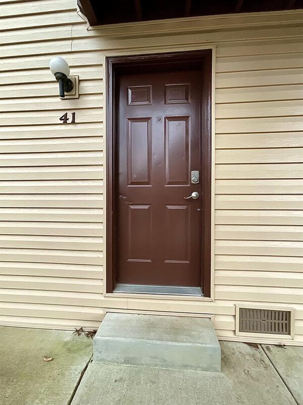 Foto del edificio - 41 Pepperwood Court