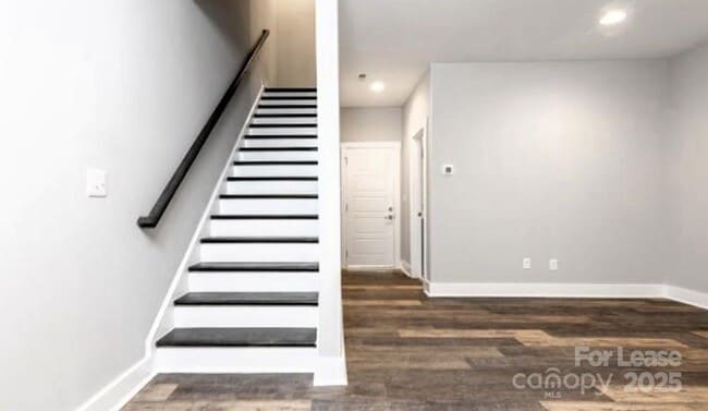 Foto del edificio - 1134 E 36th St