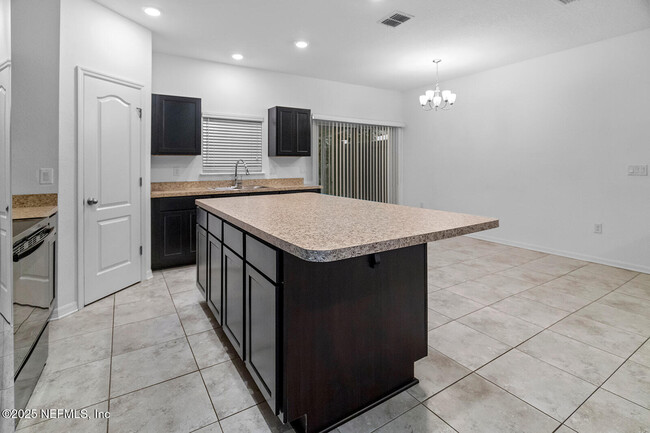 Building Photo - 10581 Maidstone Cove Dr