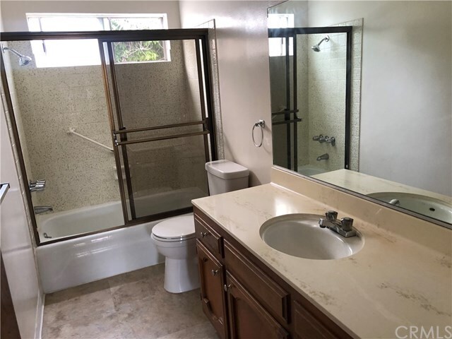 Foto del edificio - 1107 W 9th St