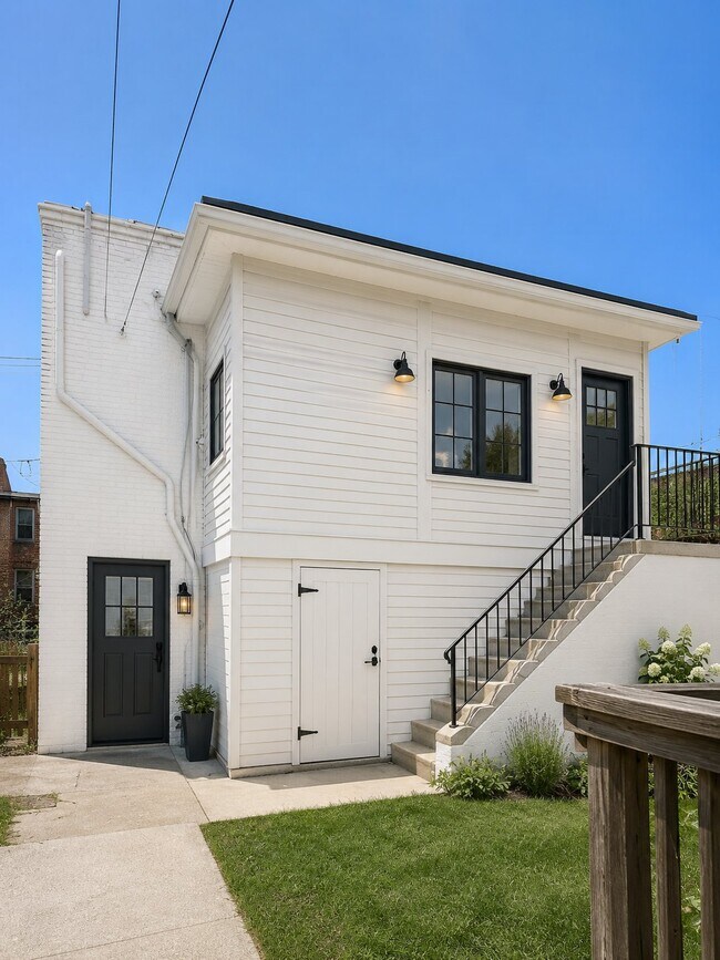 Foto del edificio - 6925 Greenwood St