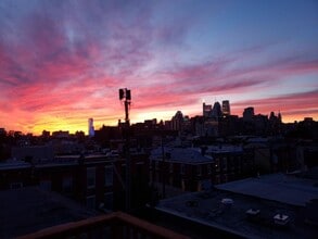 Building Photo - 931 S 10th St